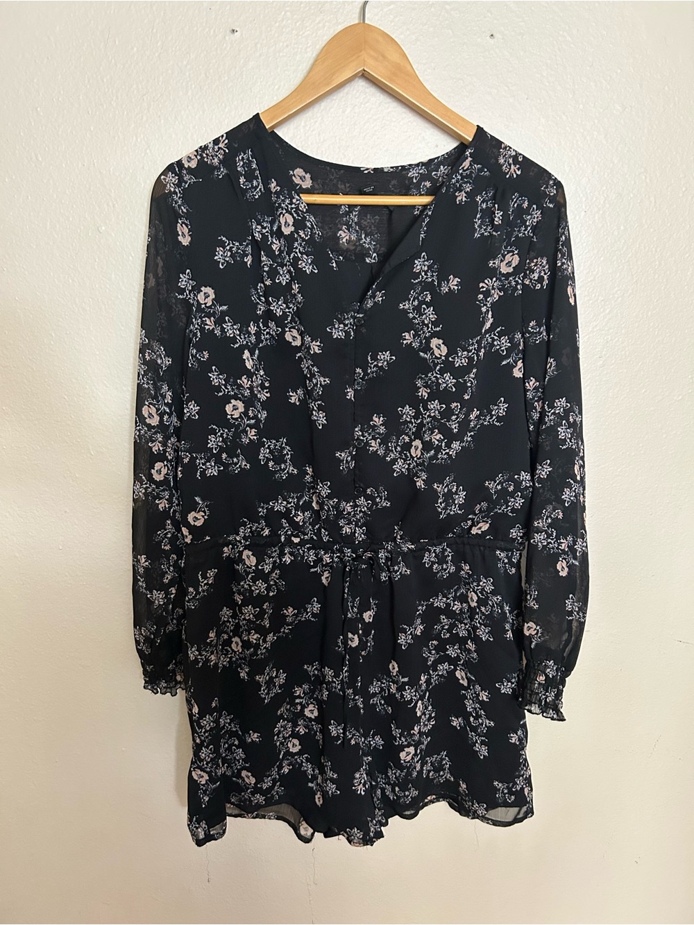 Mossimo Supply Co. Black Floral Long-Sleeve Romper with Pale Pink Accents